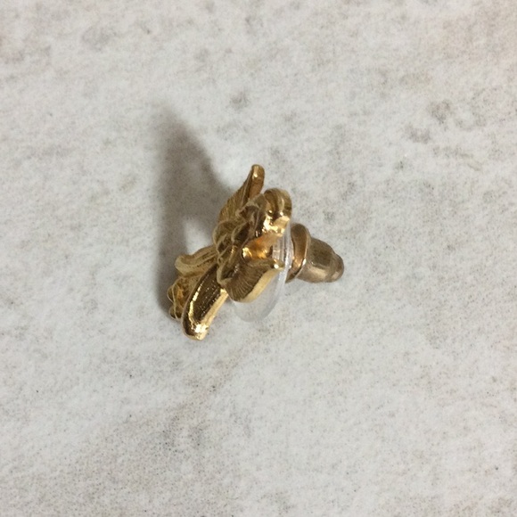 FINAL Gold Angel pin - Picture 2 of 6